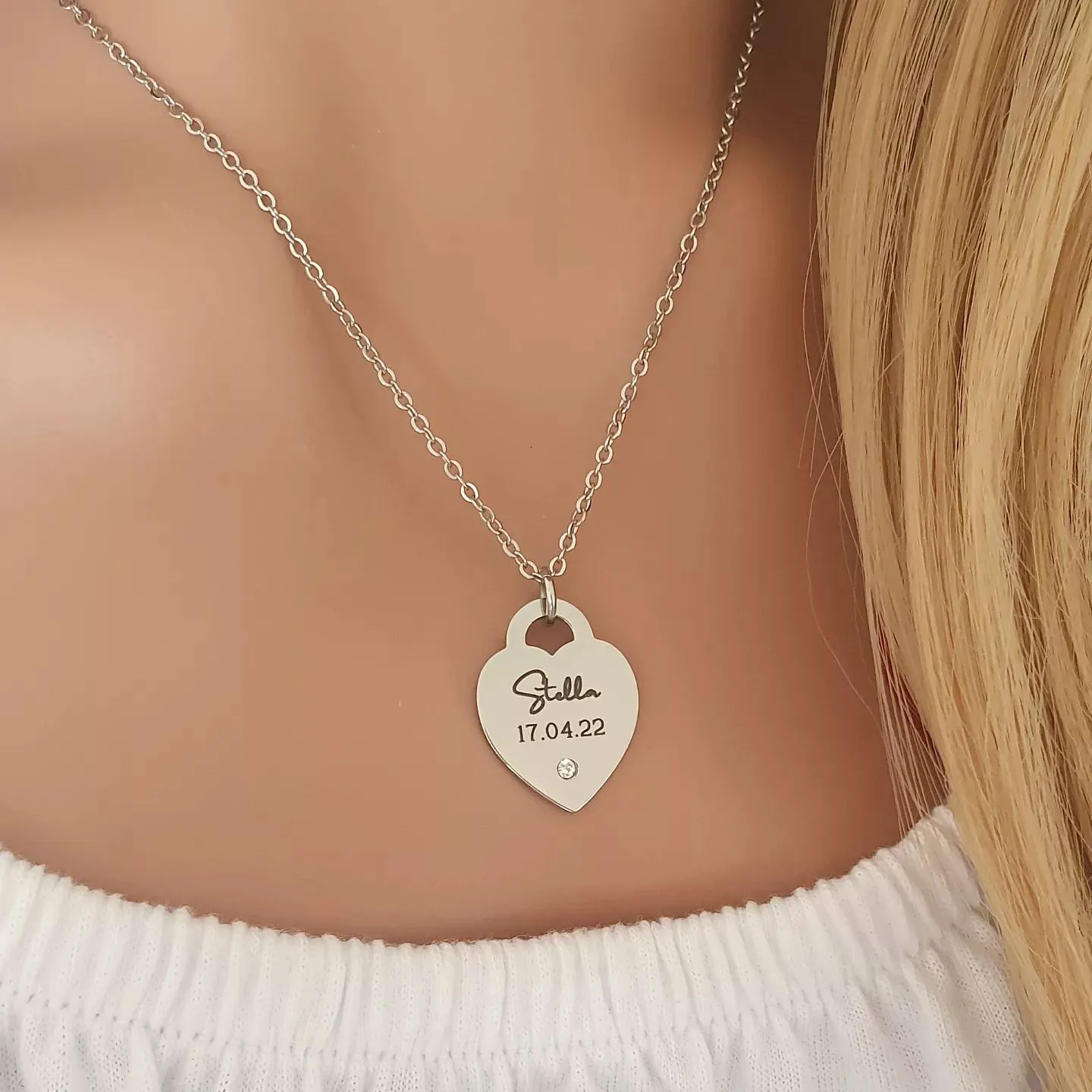 Amara Personalized Necklace, Stainless Steel, Size: 21mm on 45cm chain (READY IN 3 DAYS!)