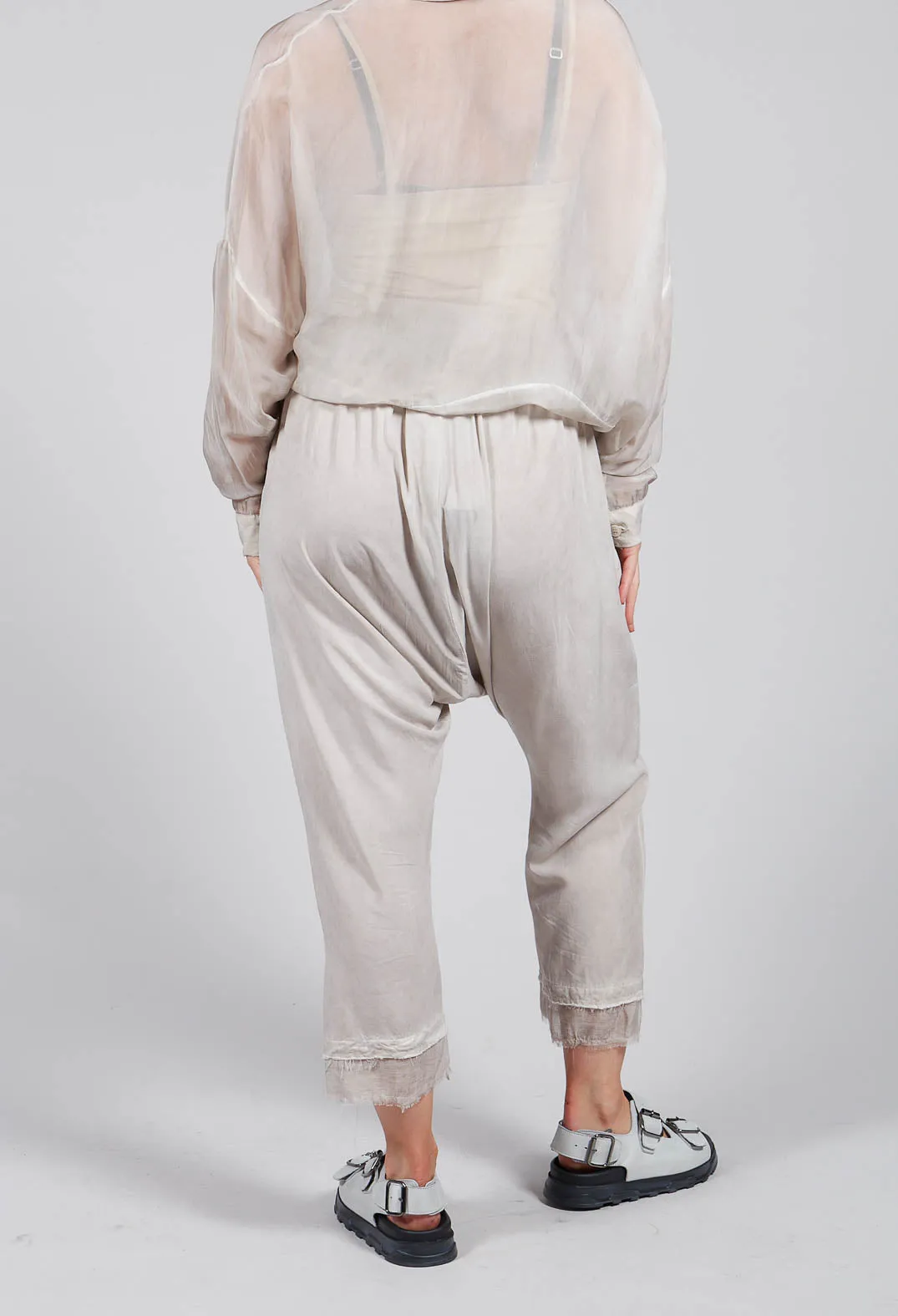 Drawstring Capri Trousers in Viscosa Tinto Freddo Ivory