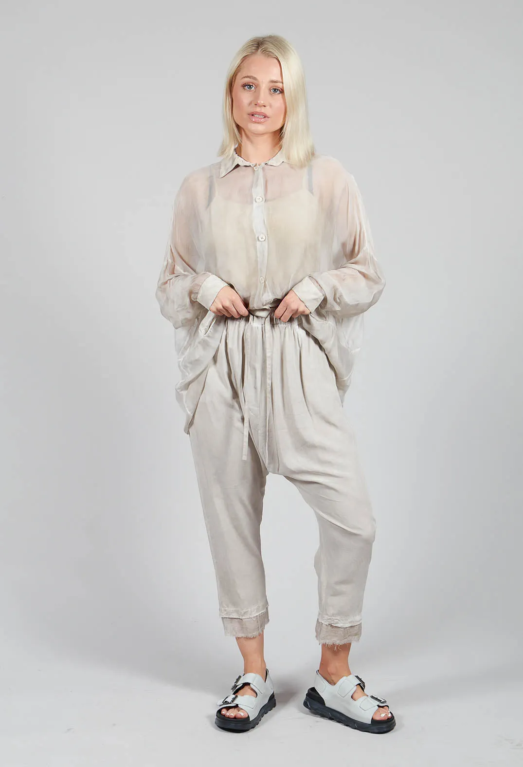 Drawstring Capri Trousers in Viscosa Tinto Freddo Ivory