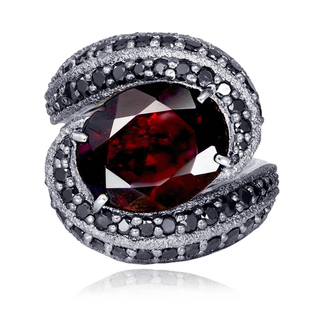 Gold Twist Ring With Garnet & Black Spinel