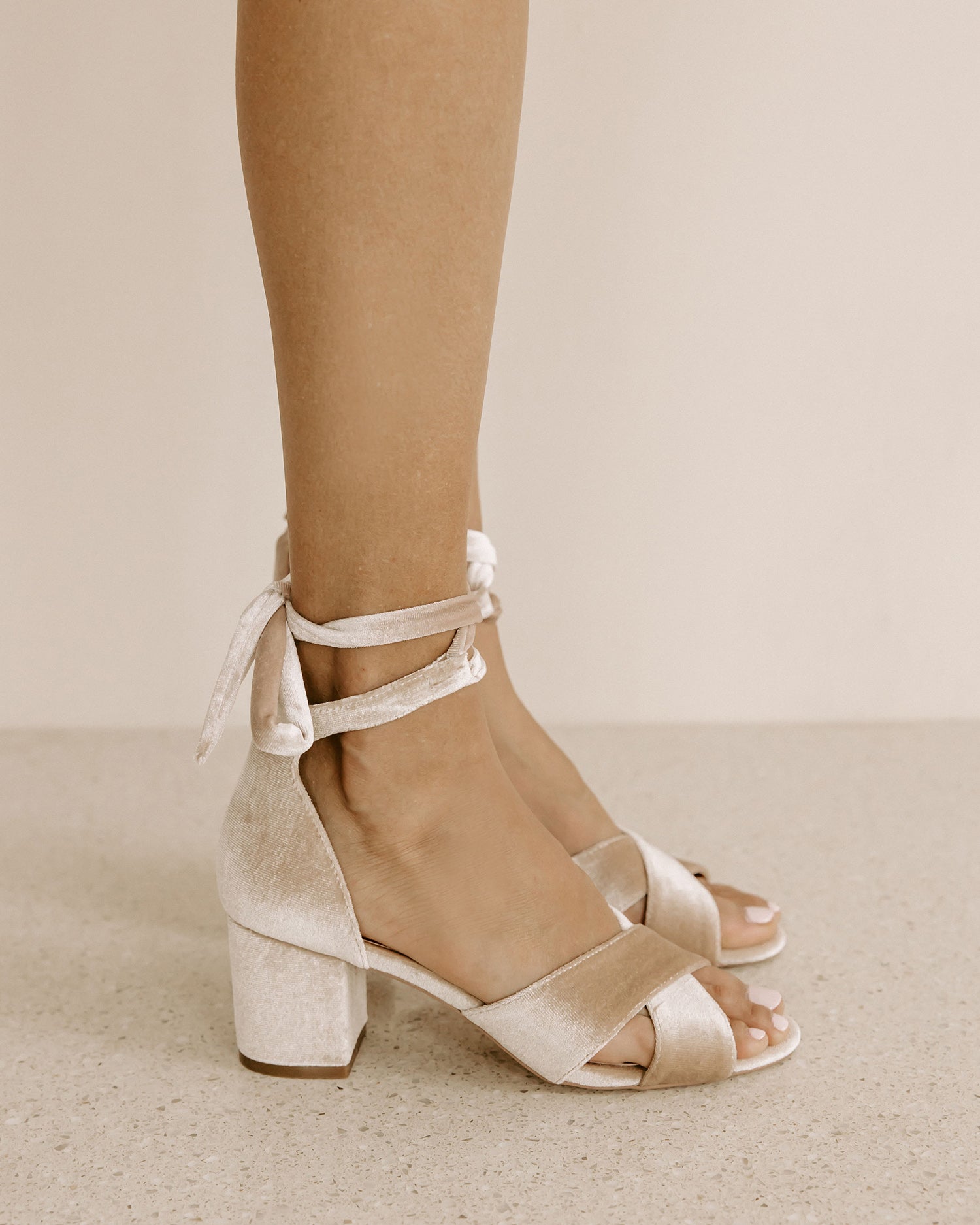 PASSION - NUDE WEDDING SHOES LOW BLOCK HEELS