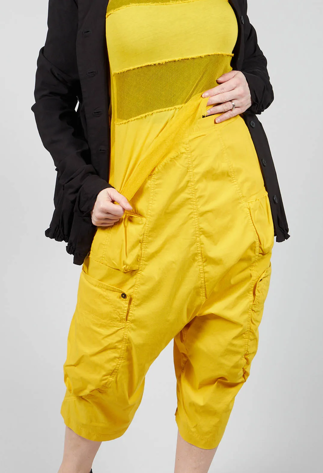 Short Drop Crotch Trousers With Side Pockets in Lemon